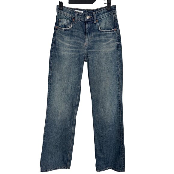 2/$30 Zara Women's Size 0 Blue Denim Flare Leg Jeans - Picture 1 of 12